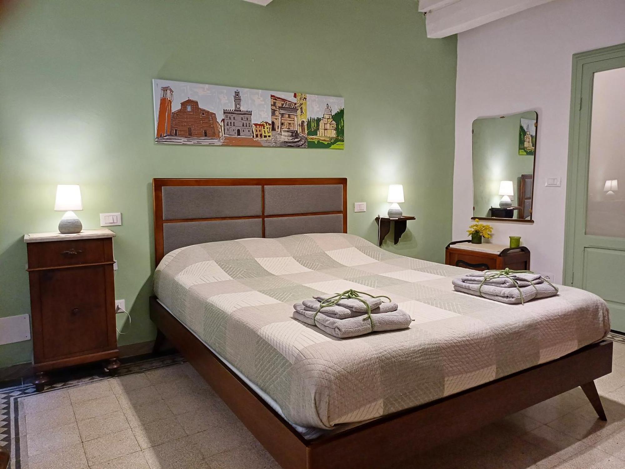 Casa Di Lara - Nel Cuore Della Citta Montepulciano Stazione Extérieur photo