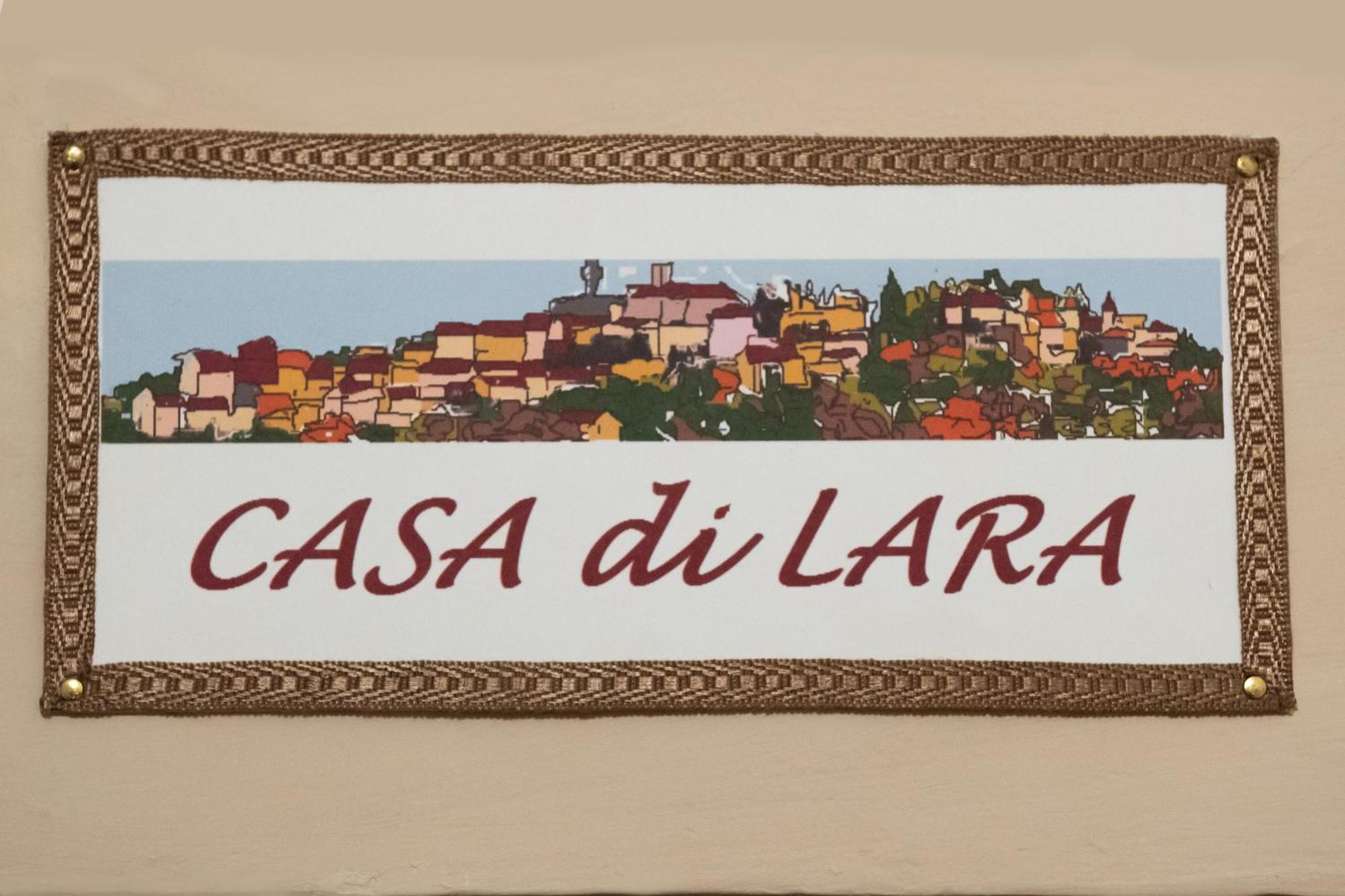 Casa Di Lara - Nel Cuore Della Citta Montepulciano Stazione Extérieur photo
